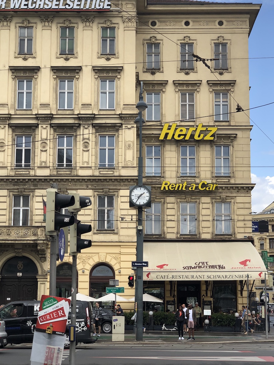 Hertz in Vienna City